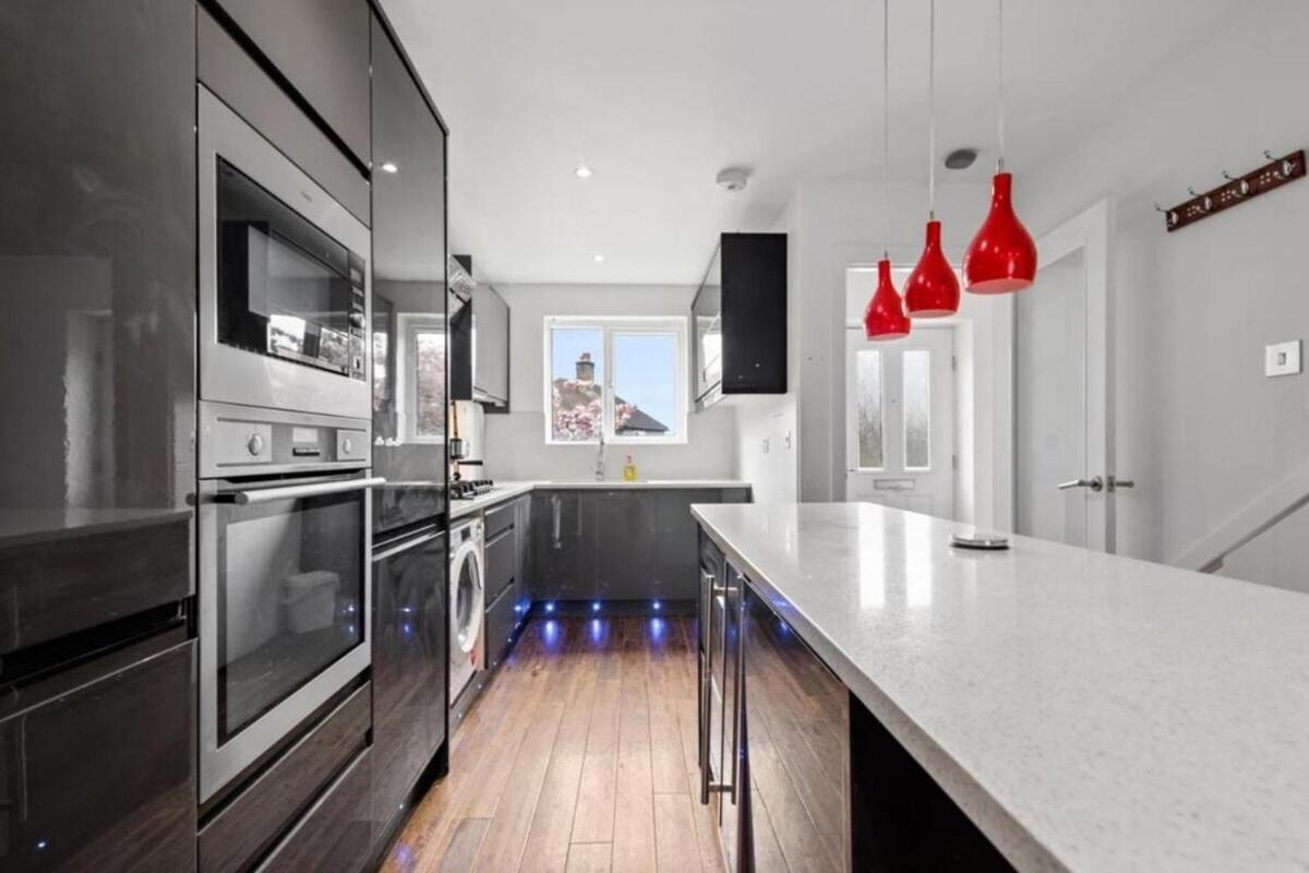 Superb Stonewall Terrace ลอนดอน ภายนอก รูปภาพ